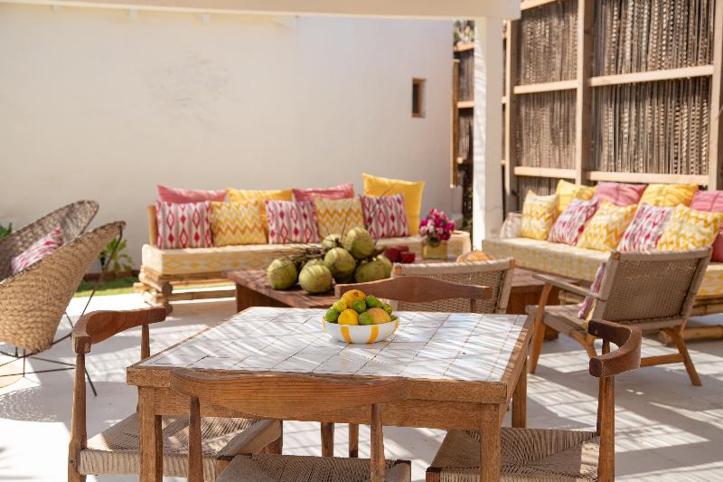 Hotel Pomelo image