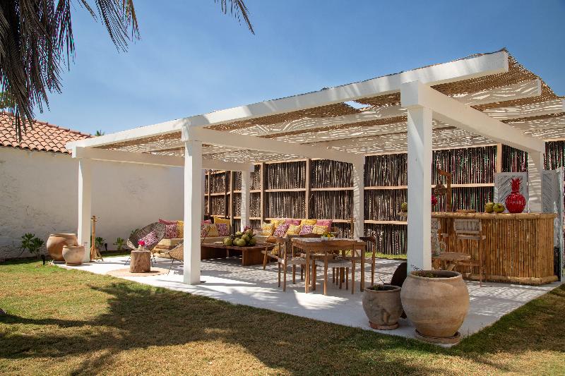 Hotel Pomelo image