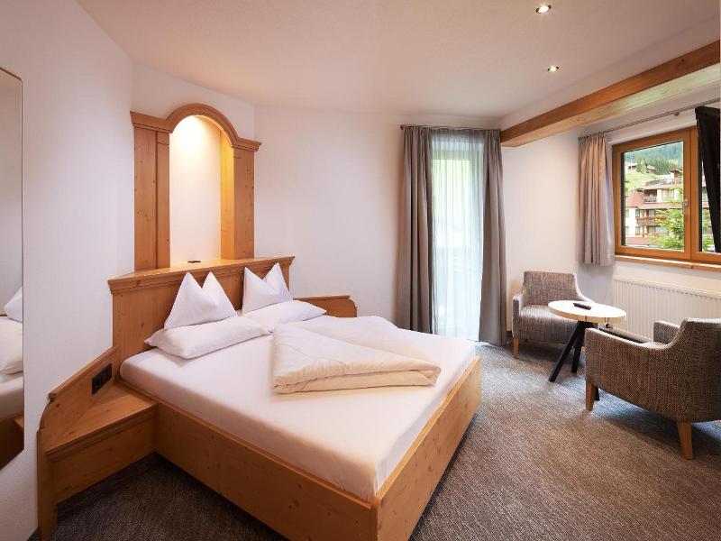 Auenhotel image