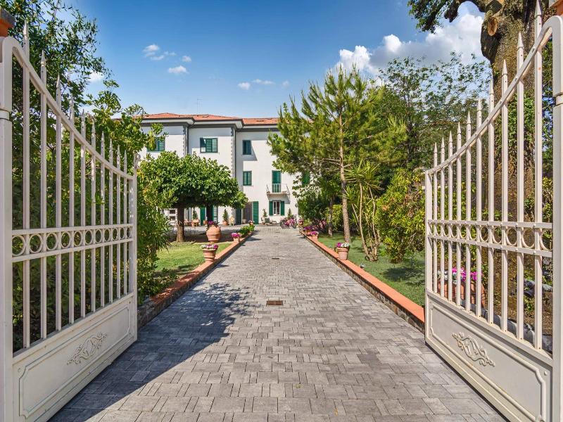 Hotel Bellonda image