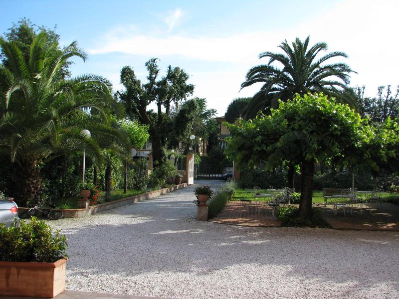 Hotel Bellonda image
