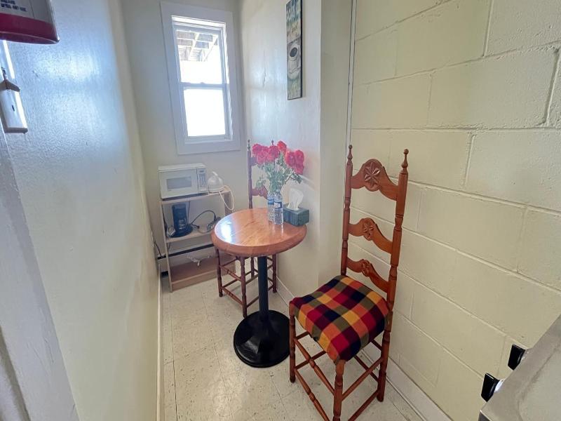 Admiral S Quay Motel Suites image