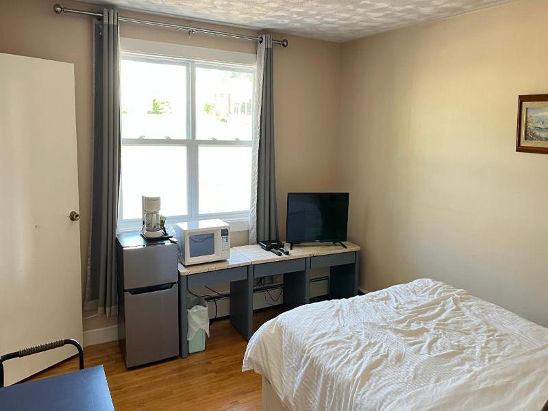 Admiral S Quay Motel Suites image