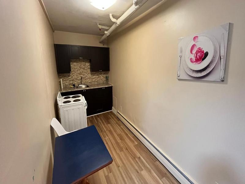 Admiral S Quay Motel Suites image