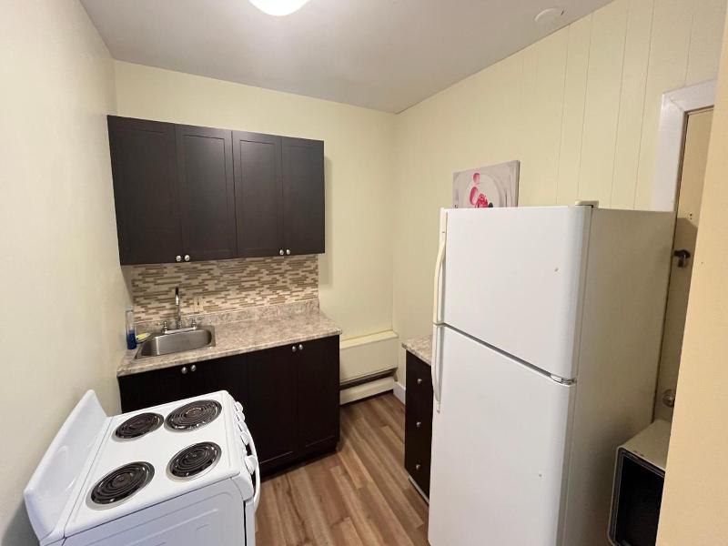 Admiral S Quay Motel Suites image