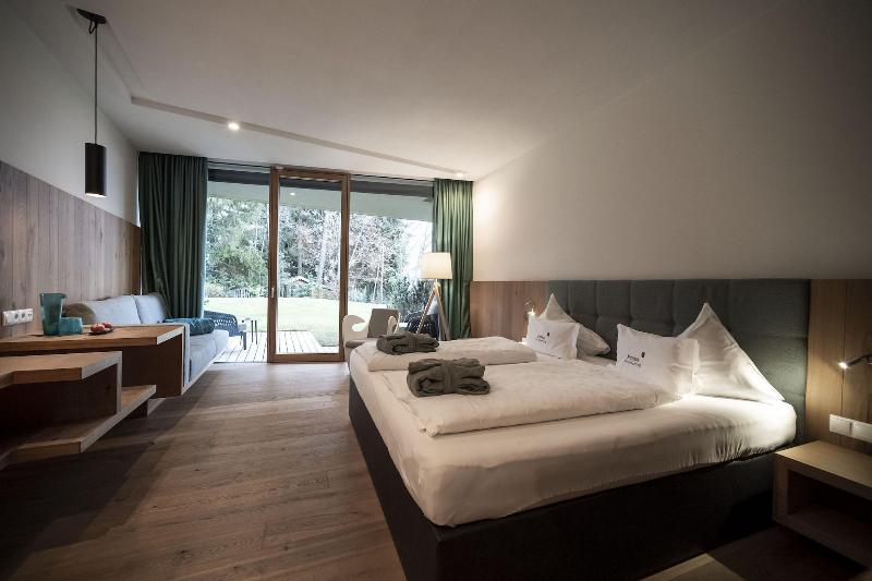 Hotel Belvedere- Fine Dining & Spa image