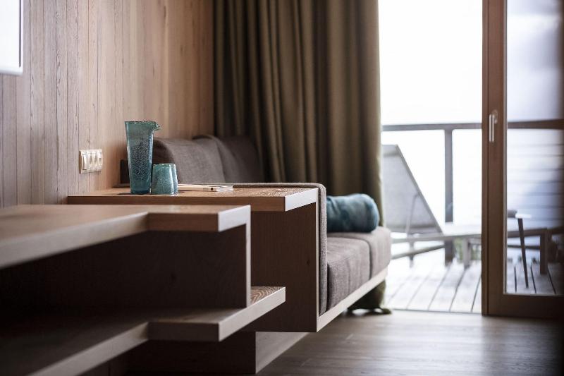 Hotel Belvedere- Fine Dining & Spa image