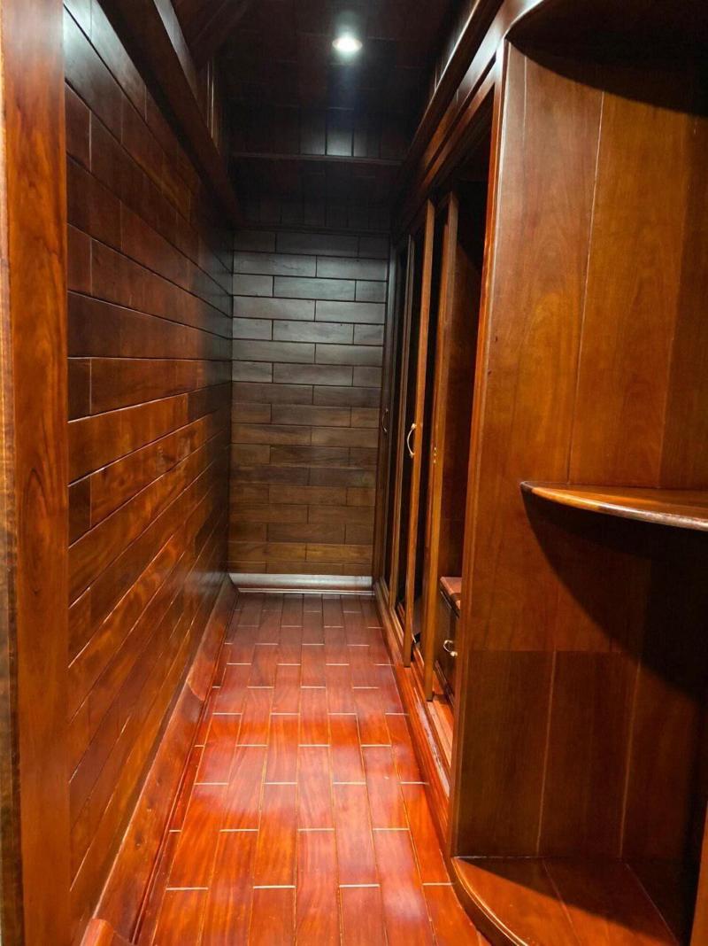 Thada Apartment image