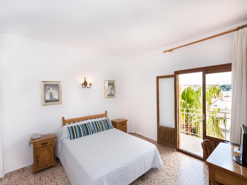 Hotel Buigues image