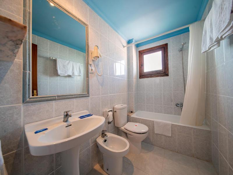 Hotel Buigues image