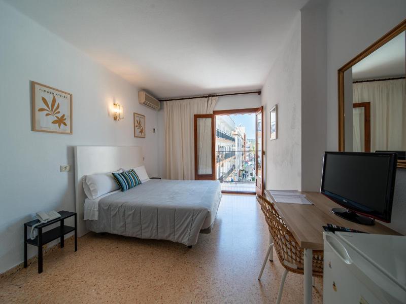 Hotel Buigues image
