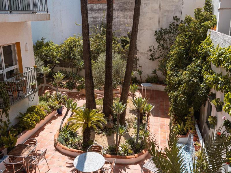 Hotel Buigues image