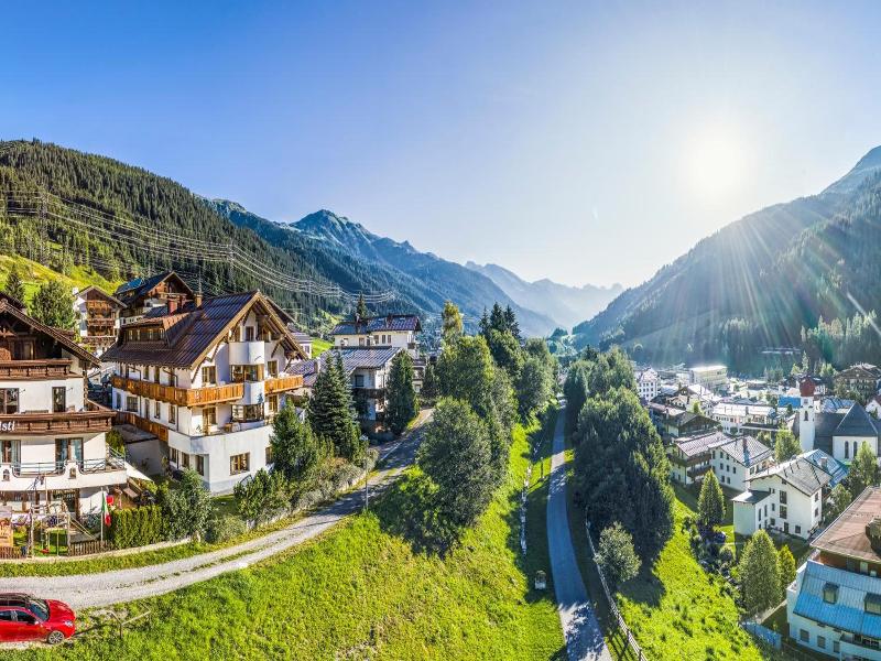Aparthotel Alpin Life image