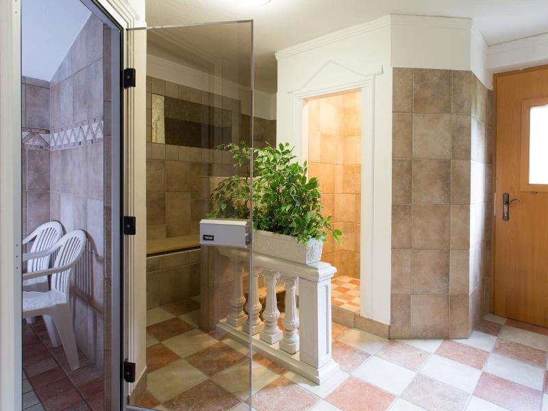 Aparthotel Alpin Life image