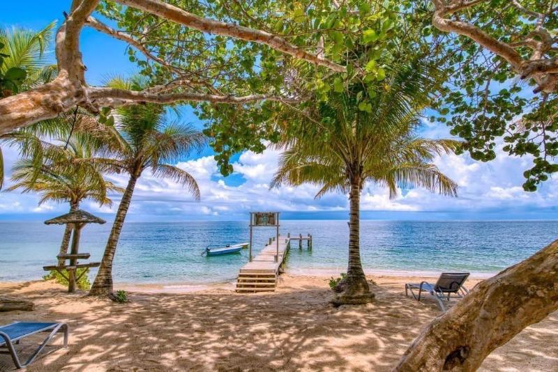 Camp Bay Lodge image