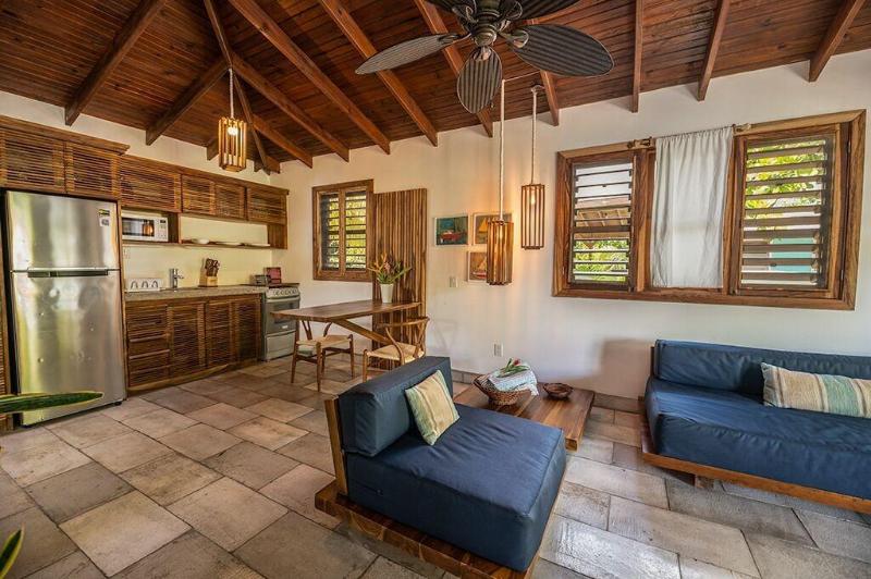 Camp Bay Lodge image