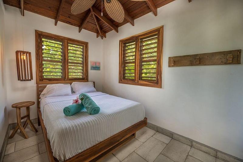 Camp Bay Lodge image