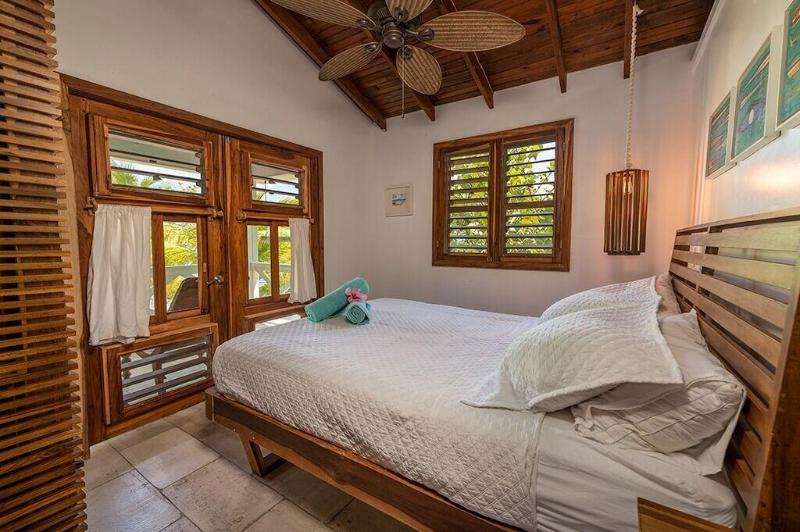 Camp Bay Lodge image