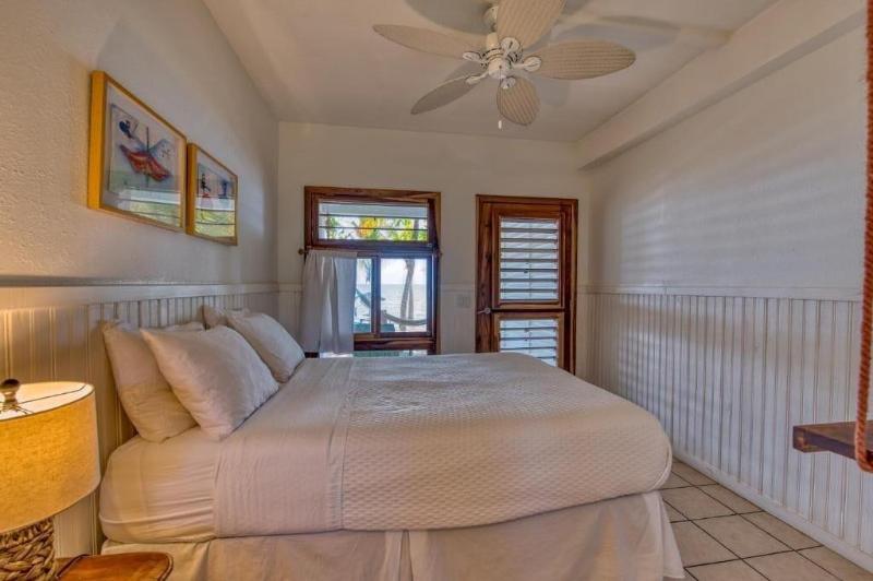 Camp Bay Lodge image