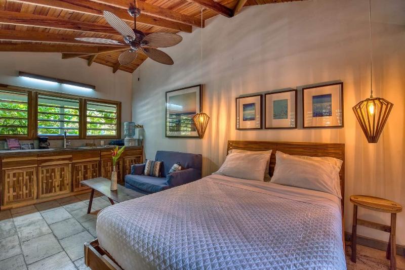 Camp Bay Lodge image