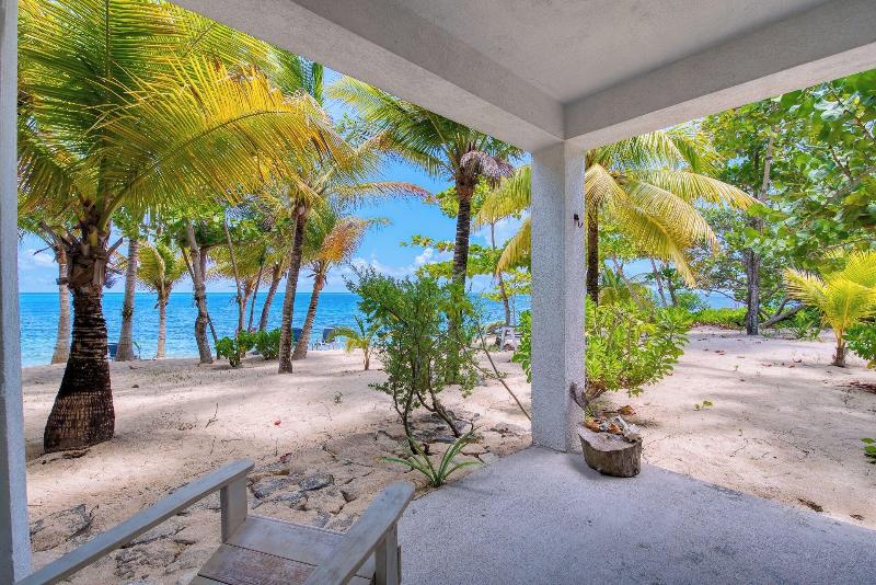 Camp Bay Lodge image