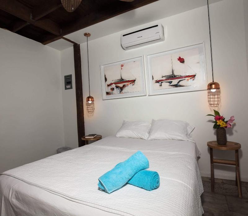 Camp Bay Lodge image