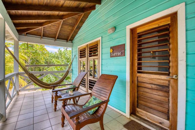 Camp Bay Lodge image