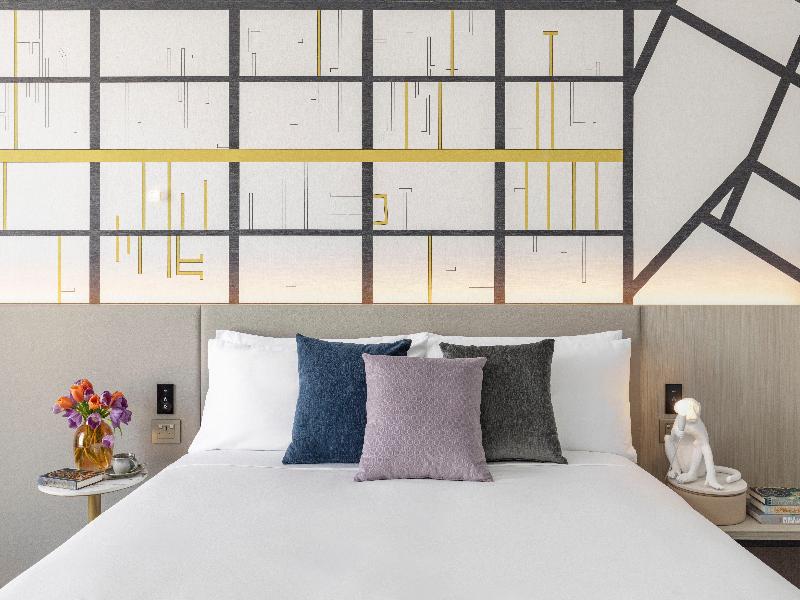 Hotel Indigo Melbourne Little Collins image