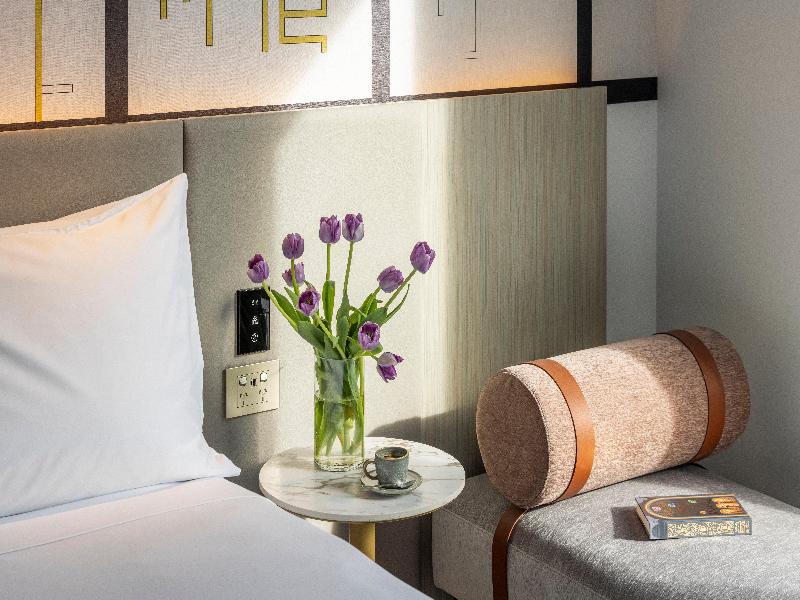Hotel Indigo Melbourne Little Collins image