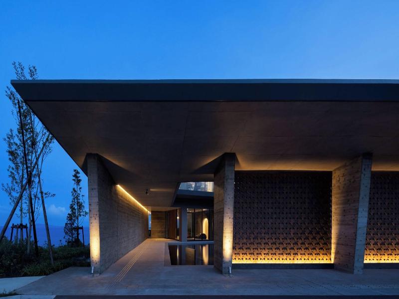 Goto Retreat By Onko Chishin