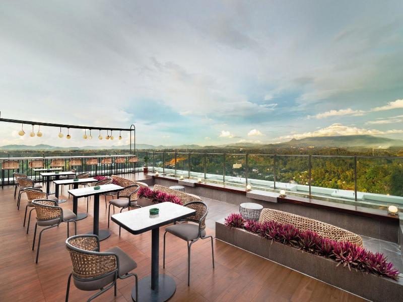 Luwansa Hotel And Convention Center Manado