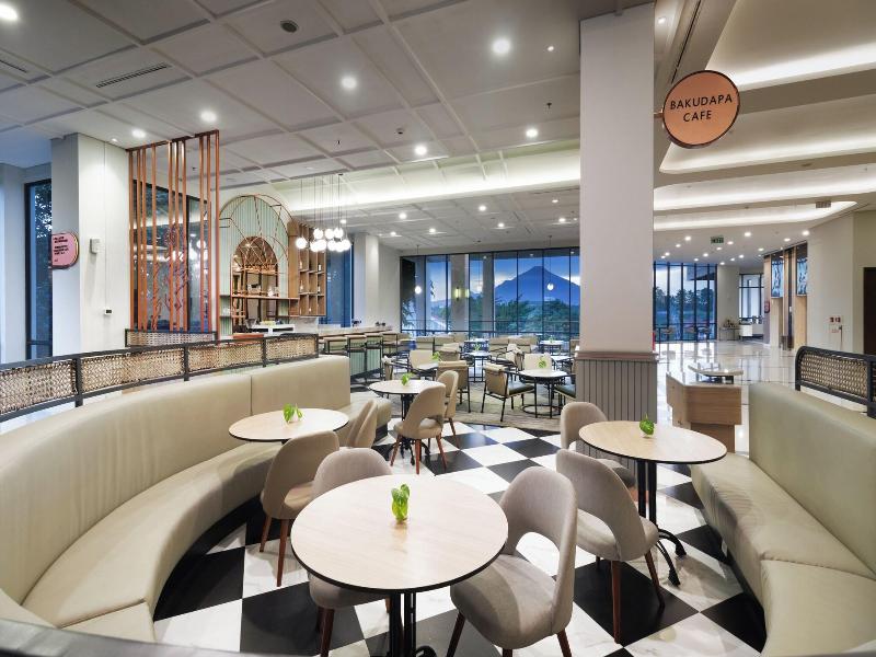 Luwansa Hotel And Convention Center Manado