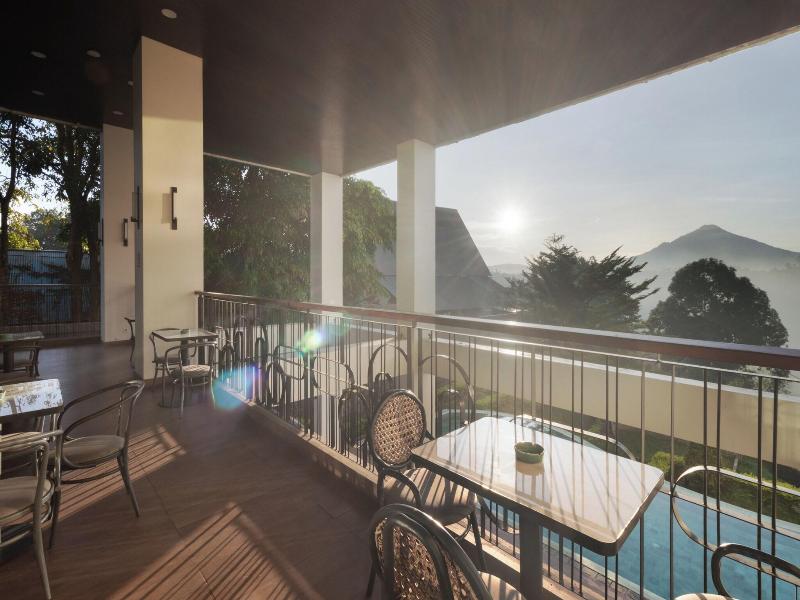 Luwansa Hotel And Convention Center Manado