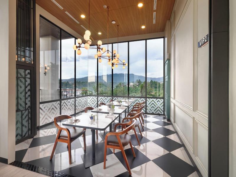 Luwansa Hotel And Convention Center Manado