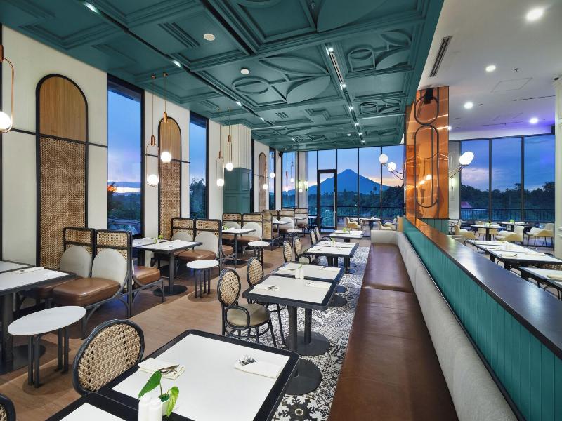 Luwansa Hotel And Convention Center Manado