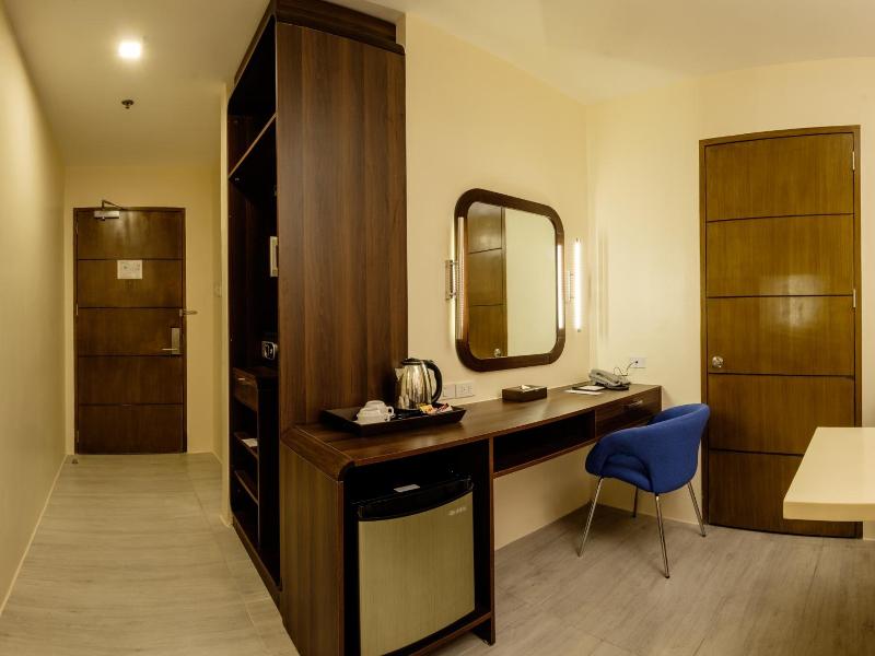 One Central Hotel image