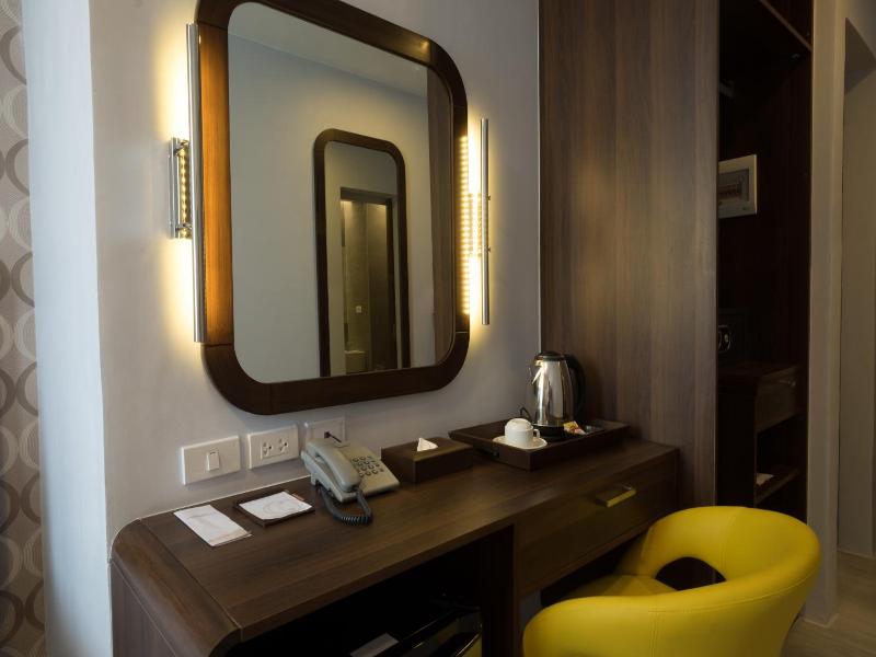 One Central Hotel image