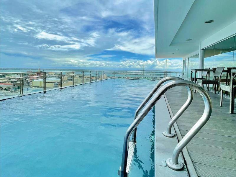One Central Hotel image