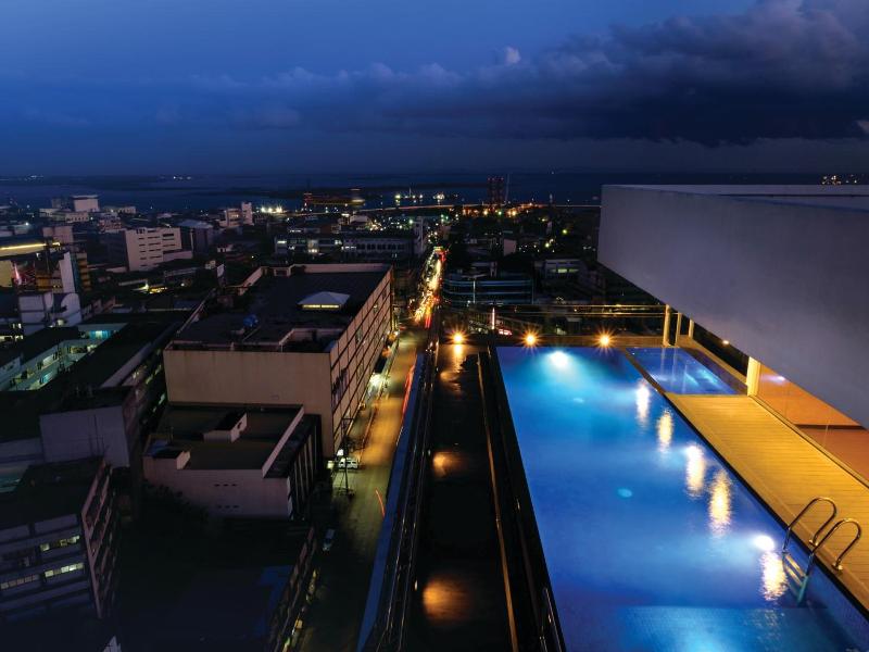 One Central Hotel image