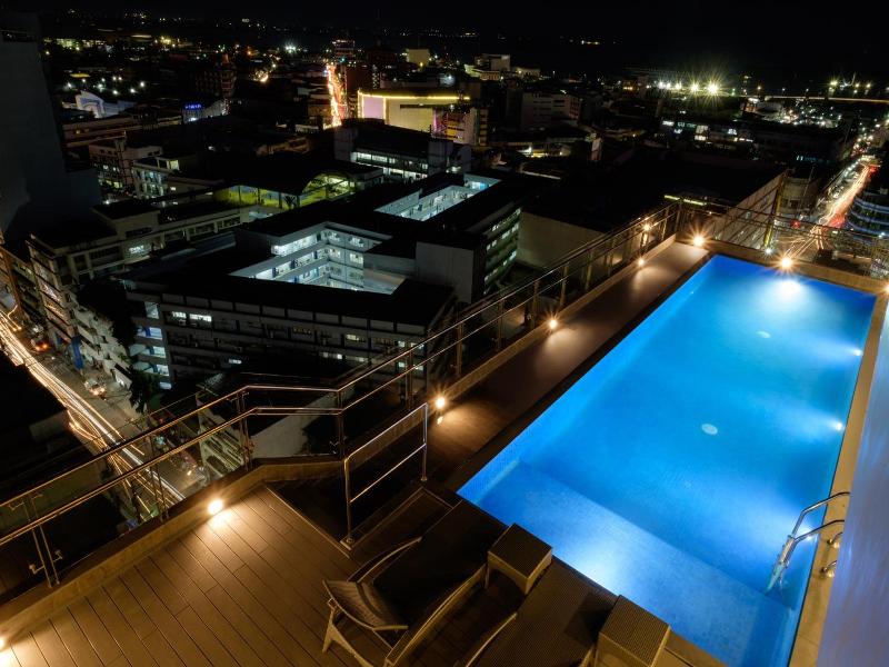 One Central Hotel image