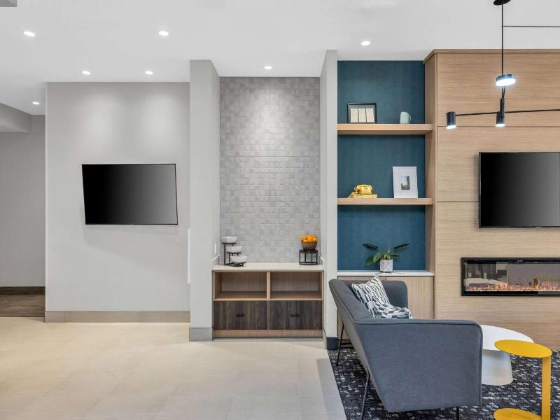 La Quinta Inn & Suites By Wyndham San Jose Silicon image