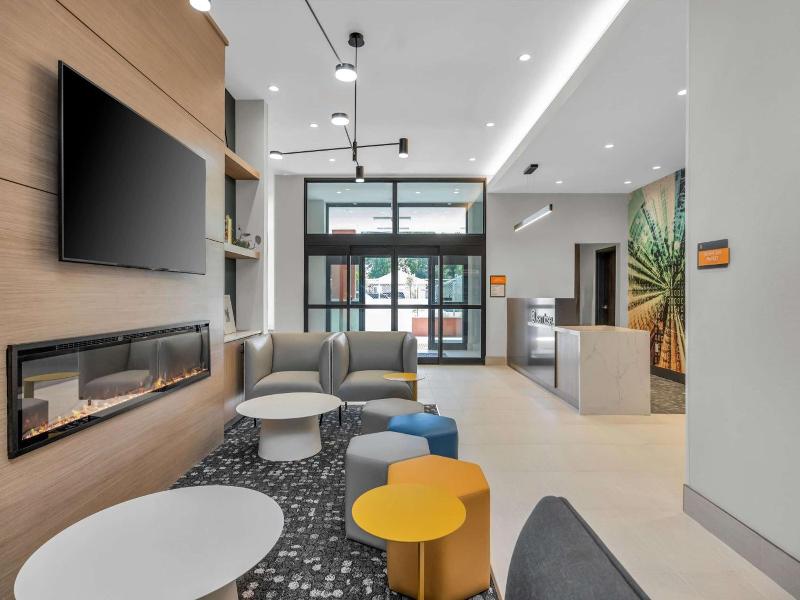 La Quinta Inn & Suites By Wyndham San Jose Silicon image