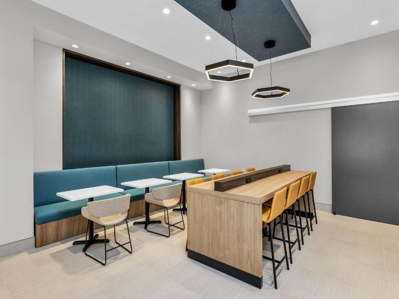 La Quinta Inn & Suites By Wyndham San Jose Silicon image