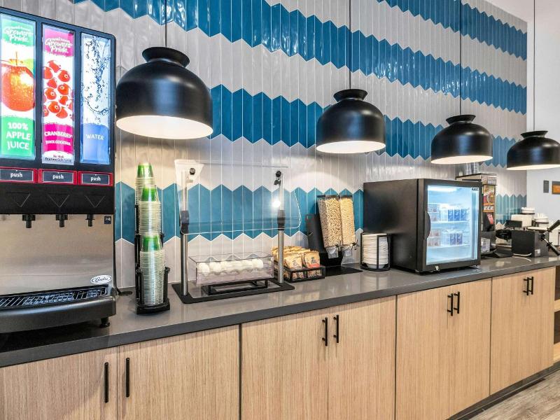 La Quinta Inn & Suites By Wyndham San Jose Silicon image
