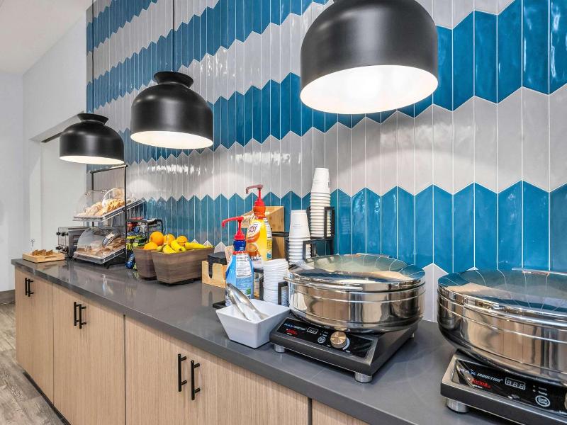La Quinta Inn & Suites By Wyndham San Jose Silicon image
