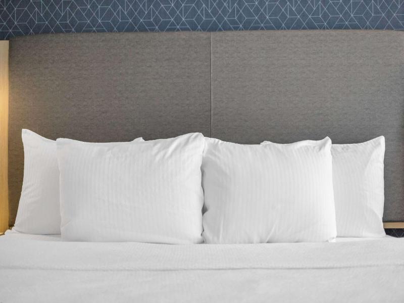 La Quinta Inn & Suites By Wyndham San Jose Silicon image