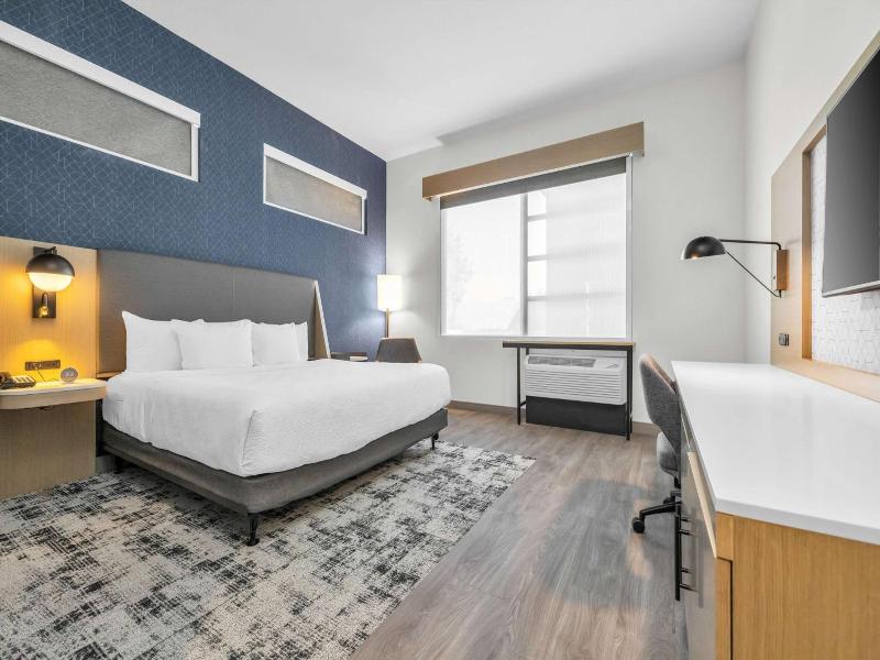 La Quinta Inn & Suites By Wyndham San Jose Silicon image