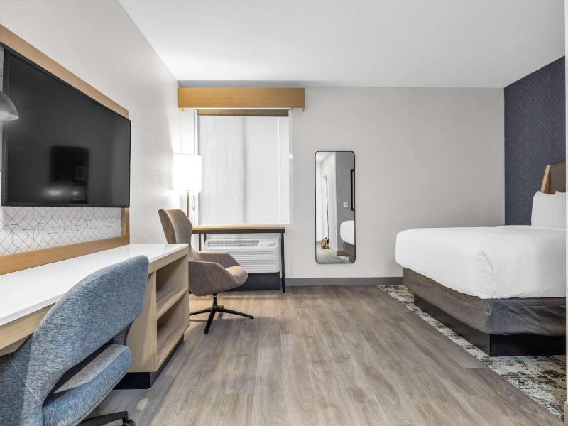 La Quinta Inn & Suites By Wyndham San Jose Silicon image