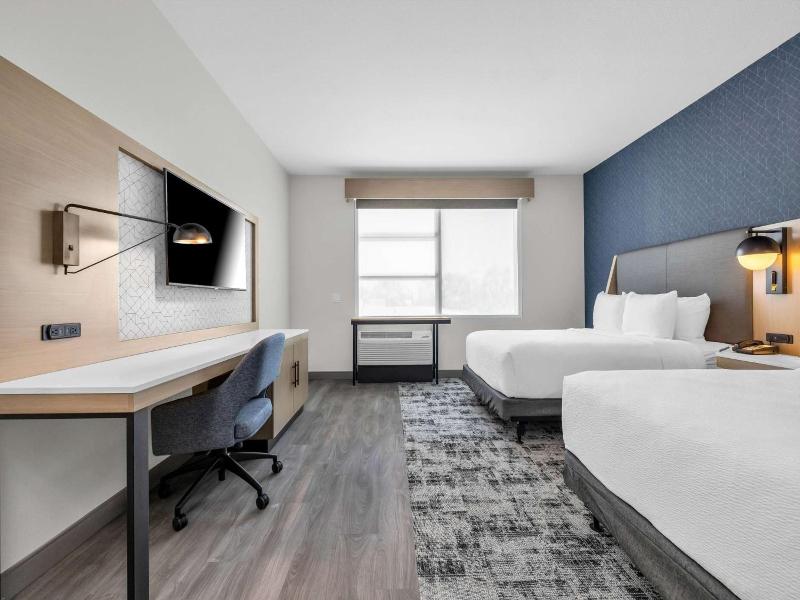 La Quinta Inn & Suites By Wyndham San Jose Silicon image