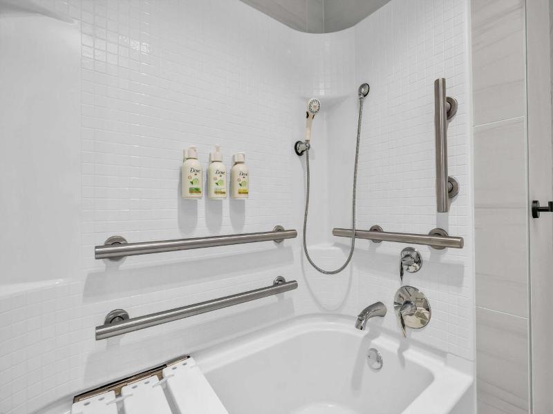 La Quinta Inn & Suites By Wyndham San Jose Silicon image